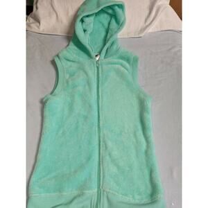 Belle du Jour girls sz. M mint green plush hooded vest. Soft, great shape